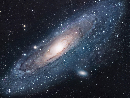 Az Androméda galaxis (STScI, R. Gendler)