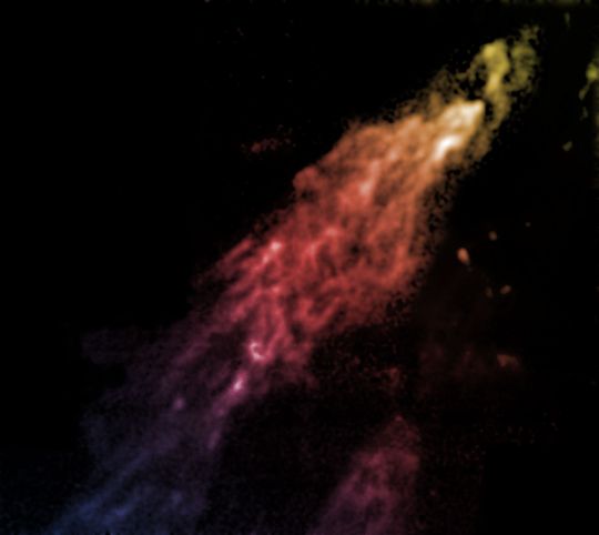 A Tejútrendszer felé közeledő Smith-felhőnek a Green Bank-i Robert C. Byrd teleszkóppal készült rádióképe.<br />
[Bill Saxton, NRAO/AUI/NSF]