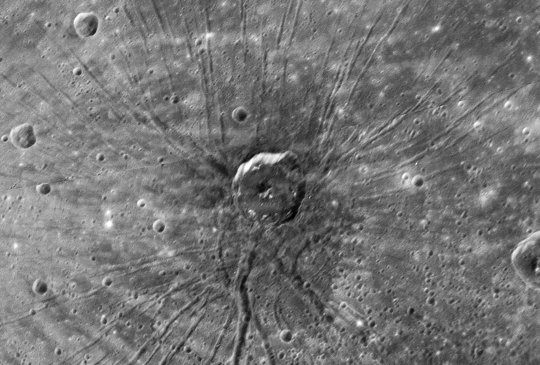 A Pók-kráter a Merkúr felszínén (fotó: NASA)