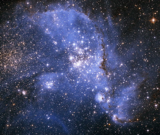 A Kis Magellán-felhő (SMC) a Hubble Űrtávcső felvételén - a 18 vizsgált ULP cefeida közül három ebben a galaxisban van (NASA, ESA, A. Nota)