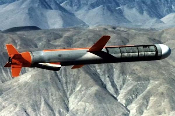 Tomahawk long-rage cruise subsonic missile